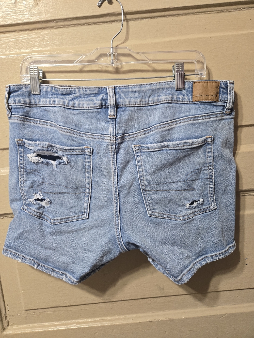 American Eagle Next Level Stretch Midi Distressed Light Wash Shorts GUC Size: 16 - Picture 2 of 5